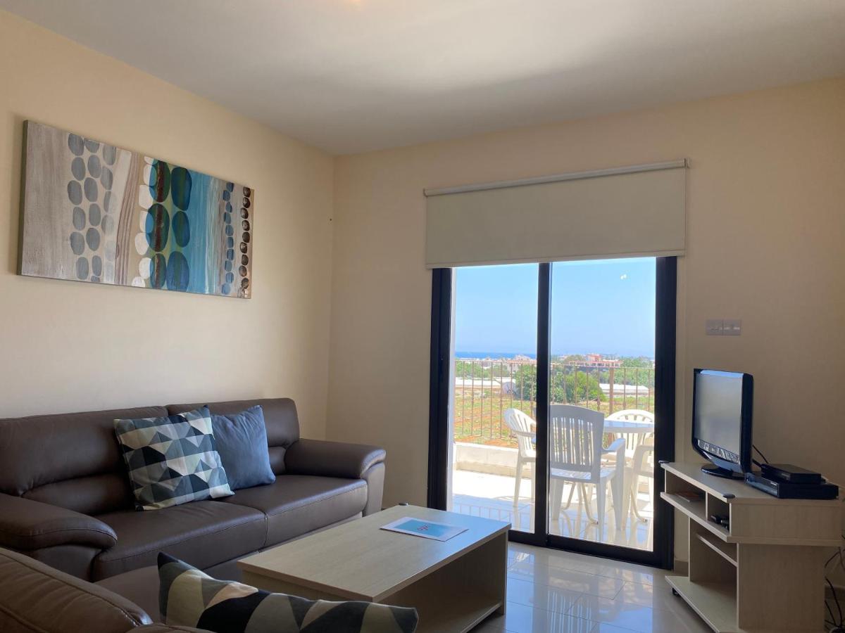 Kyklades Resort & Spa Paralimni Exterior photo